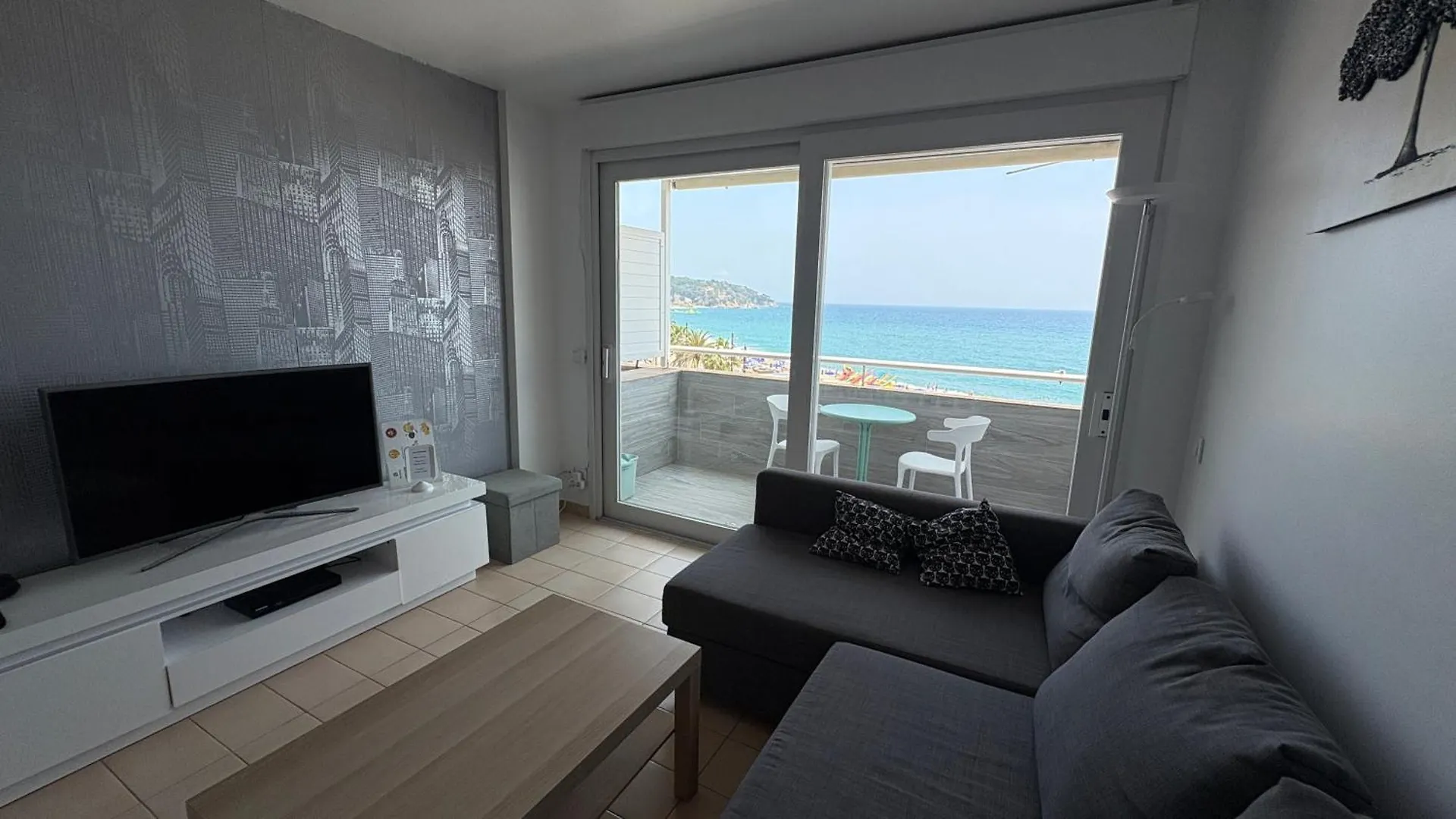Apartments Paradise Lloret Lloret de Mar 0*,